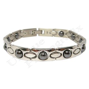 Magnetic Black Silver